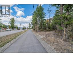 8850 Grainger Road, Canal Flats, BC V0B1B0 Photo 28