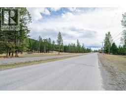8850 Grainger Road, Canal Flats, BC V0B1B0 Photo 10