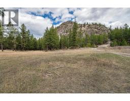 8850 Grainger Road, Canal Flats, BC V0B1B0 Photo 33
