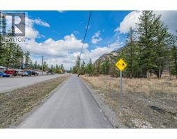 8850 Grainger Road, Canal Flats, BC V0B1B0 Photo 23