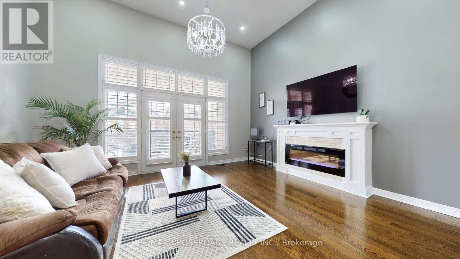 378 MALBOEUF COURT - 6