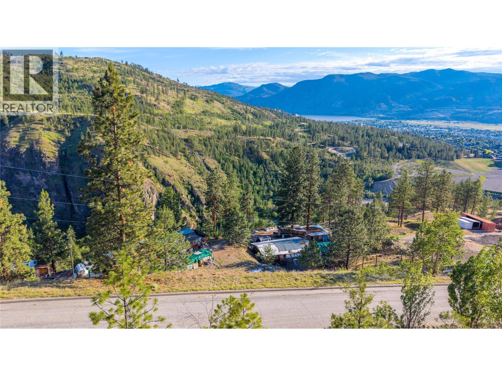 158 Saliken Drive - 3
