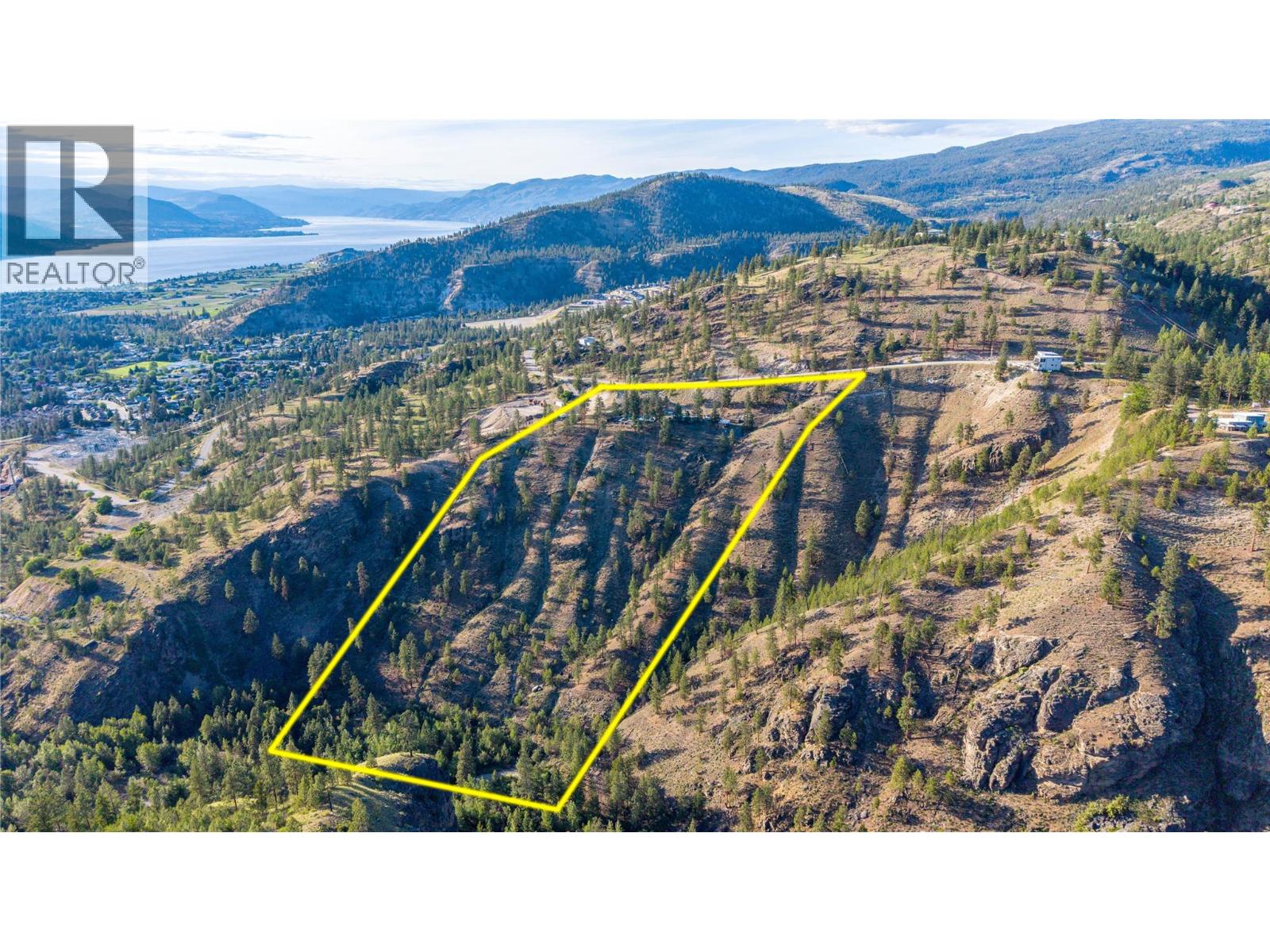 158 Saliken Drive - 2