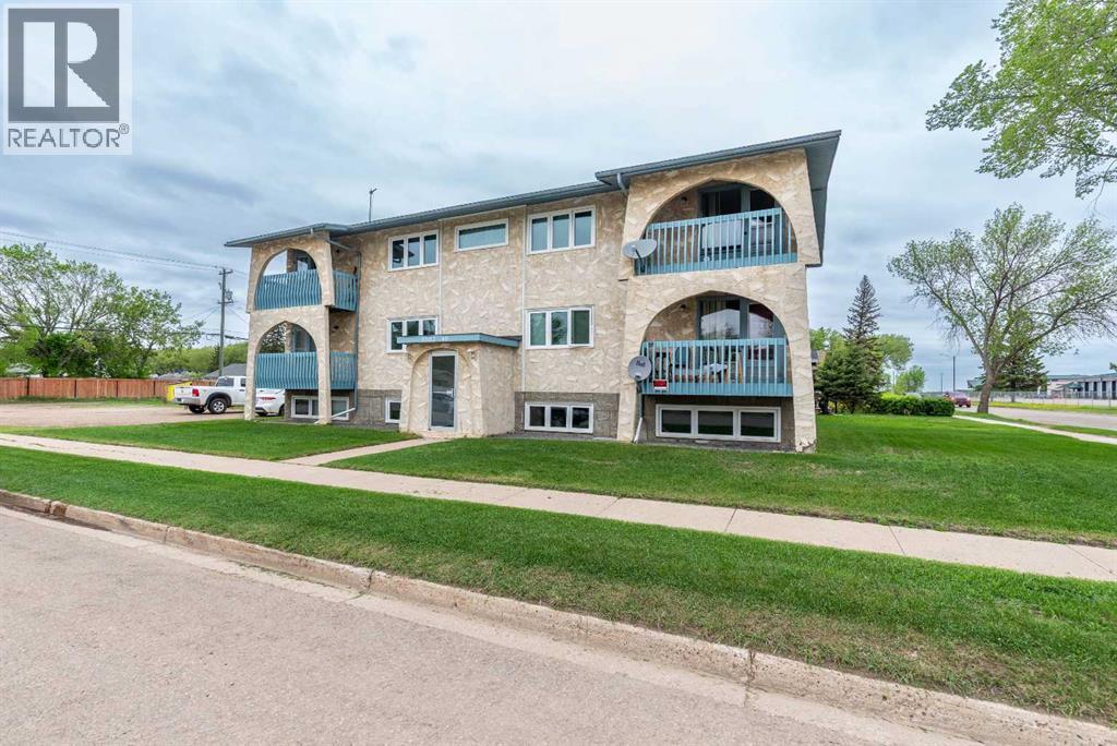 #1-6, 5502 49 Avenue - 19