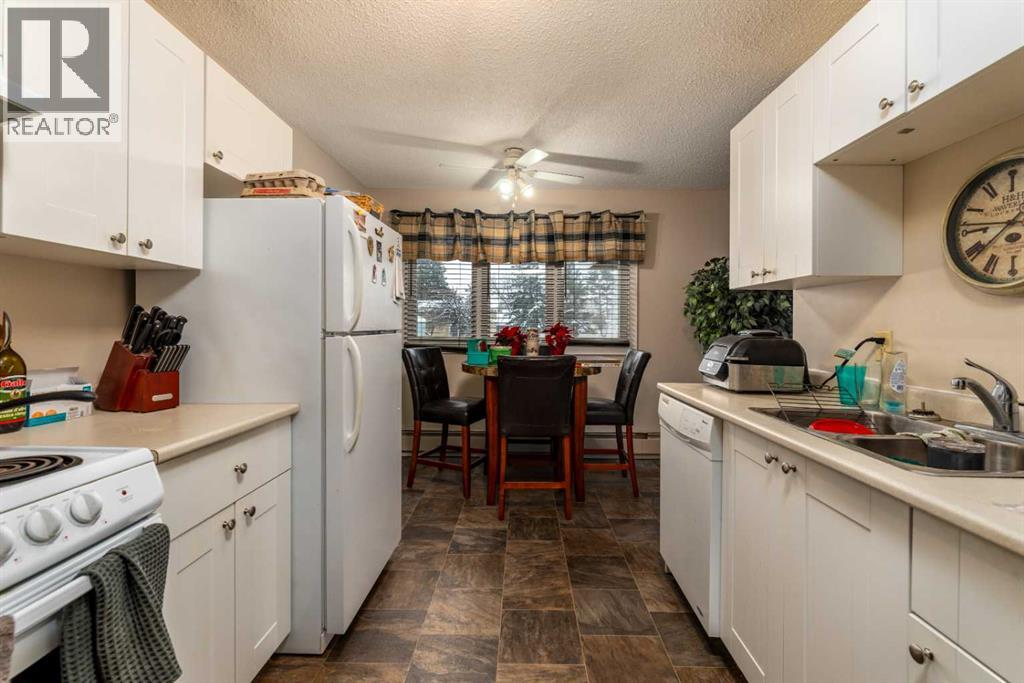 #1-6, 5502 49 Avenue - 3