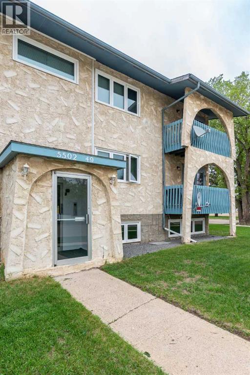 #1-6, 5502 49 Avenue - 23