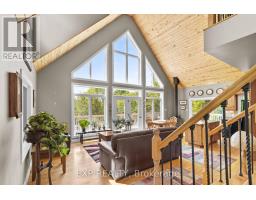 Loft - 144 Trebinski Road, Madawaska Valley, ON K0J1B0 Photo 11