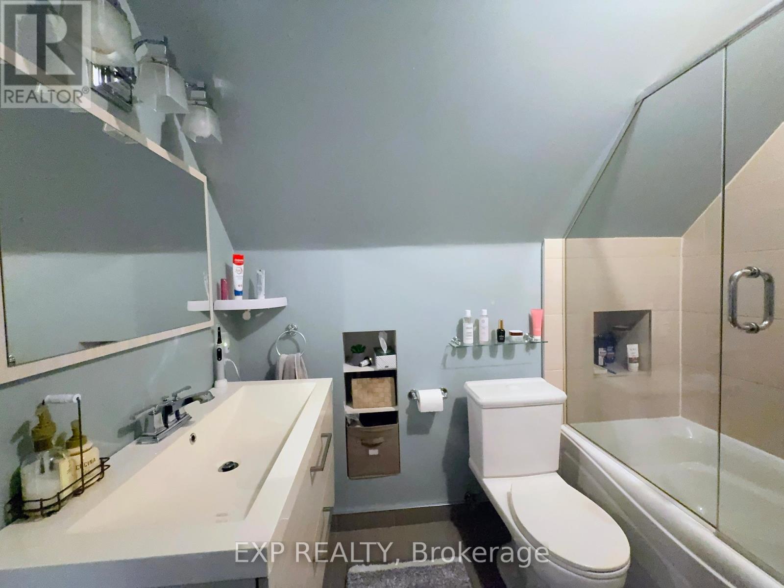 494 ENGLISH STREET - 17