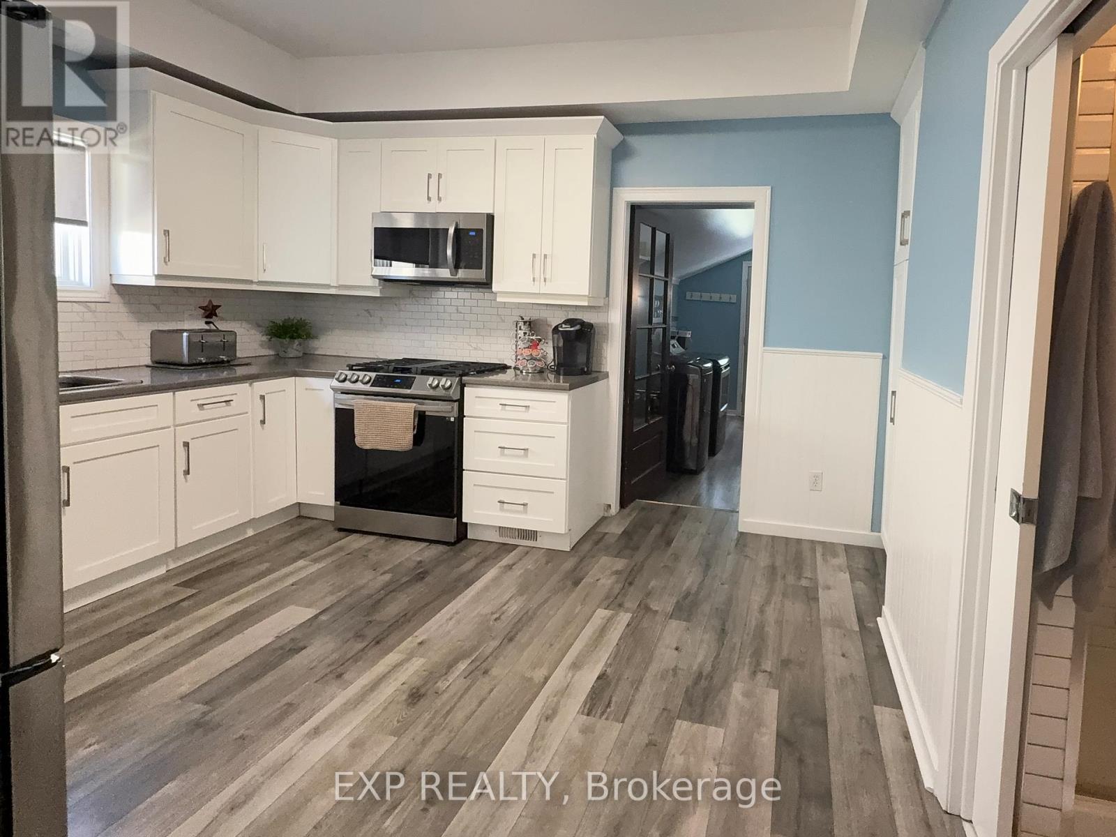 494 ENGLISH STREET - 7