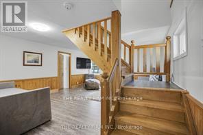 3692 BEVERLY GLEN - 19