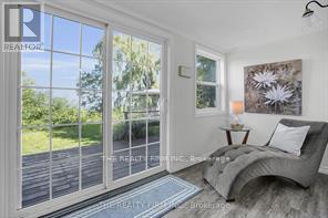 3692 BEVERLY GLEN - 9