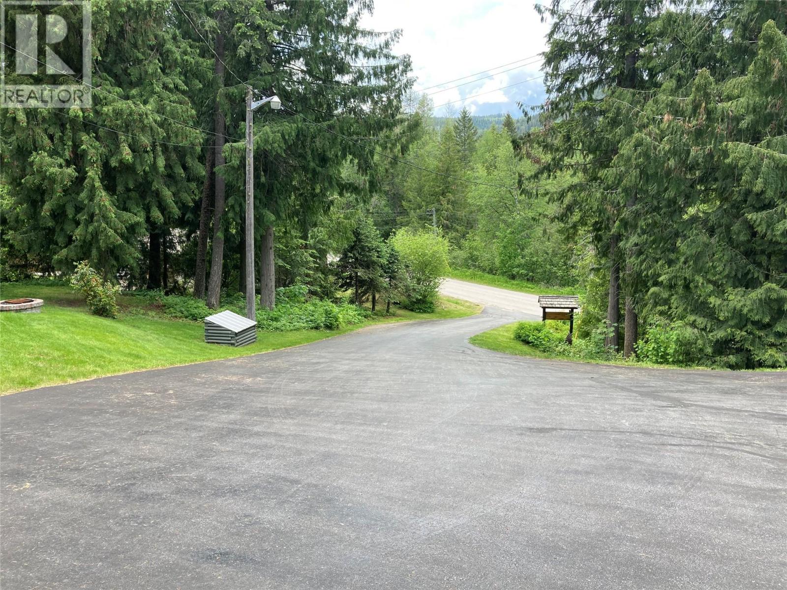 2162 Old Salmo Road - 36