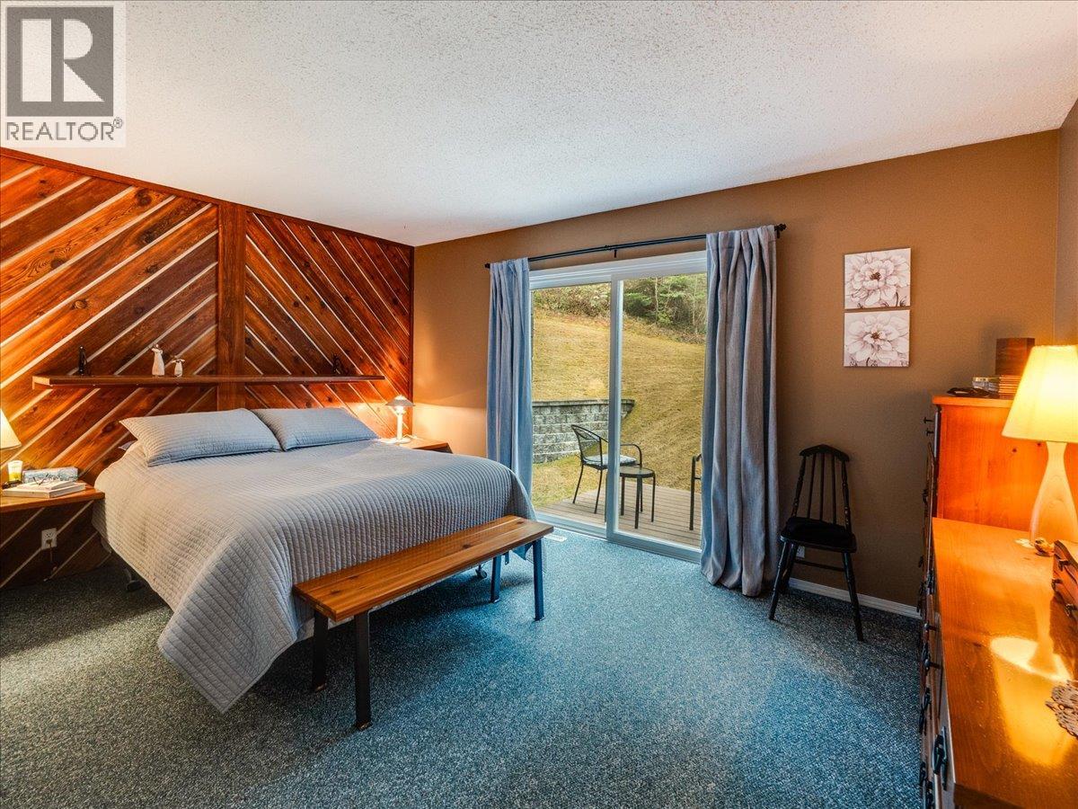 2162 Old Salmo Road - 31