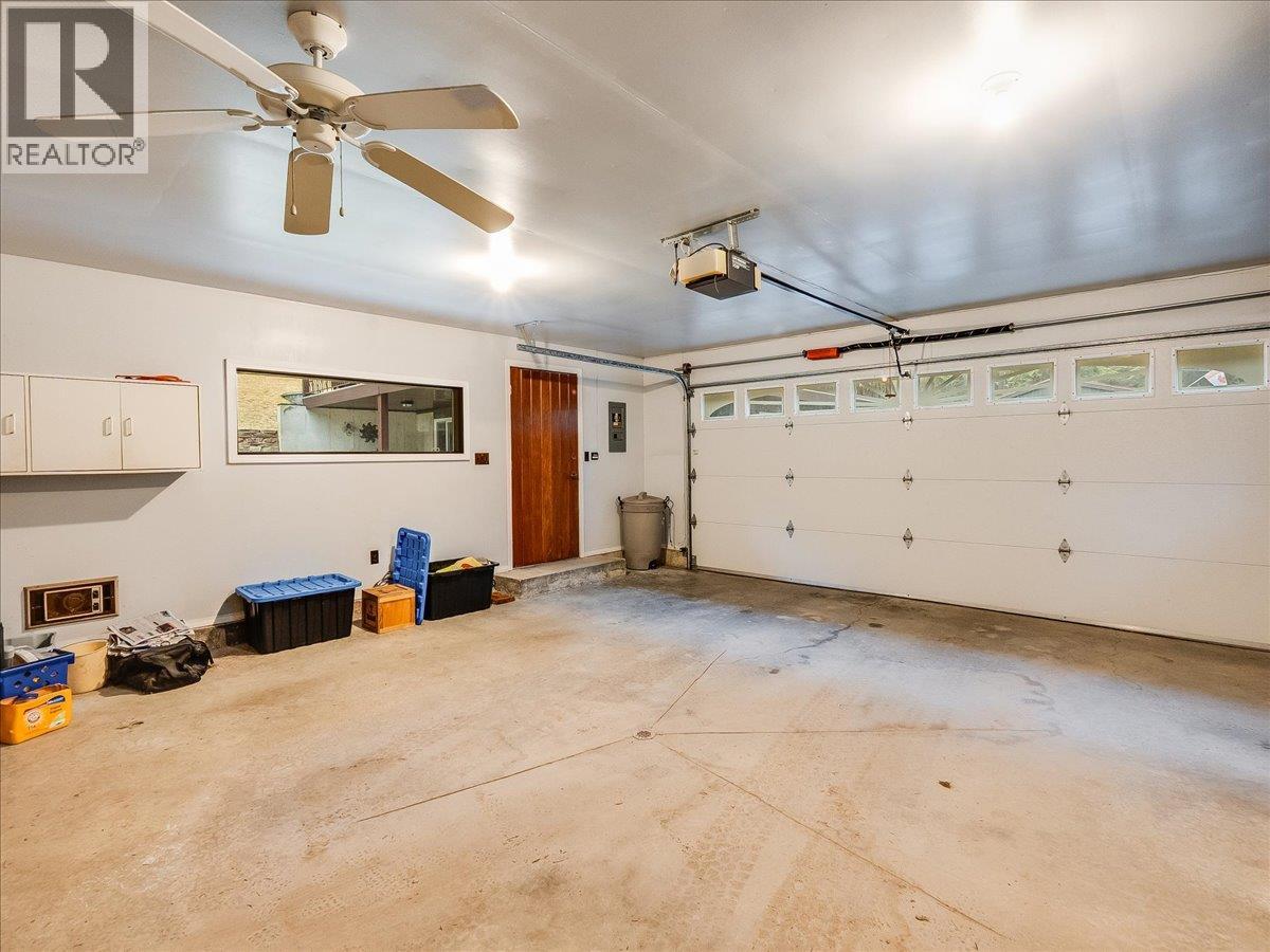 2162 Old Salmo Road - 54