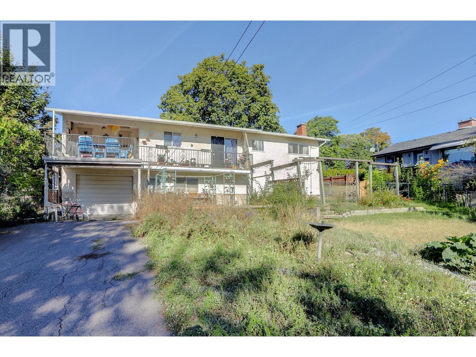 2703 18 Street, Vernon
