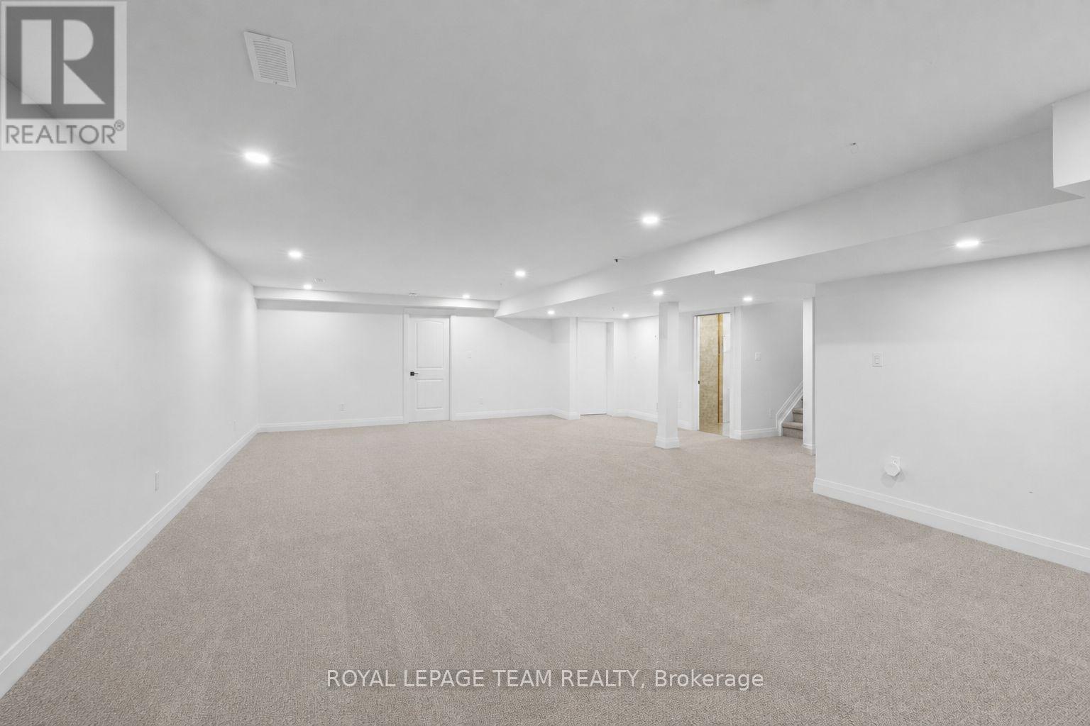 6 Bed, 4 Bath House for Rent in Ottawa – 148 LAKE TRAIL ROAD, Ottawa – MLS# X13423040 - Image 3