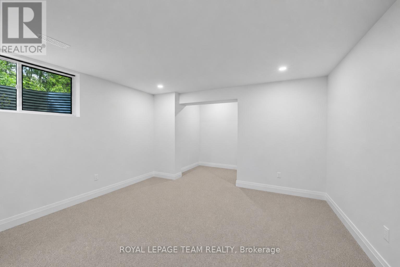 6 Bed, 4 Bath House for Rent in Ottawa – 148 LAKE TRAIL ROAD, Ottawa – MLS# X13423040 - Image 37