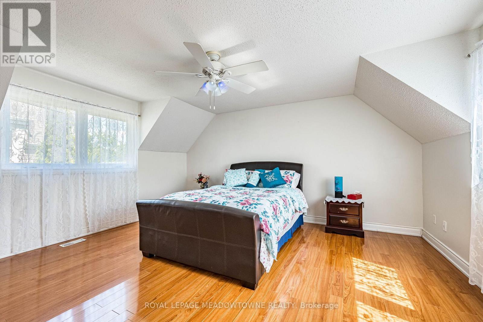 1157 KOS BOULEVARD - 25