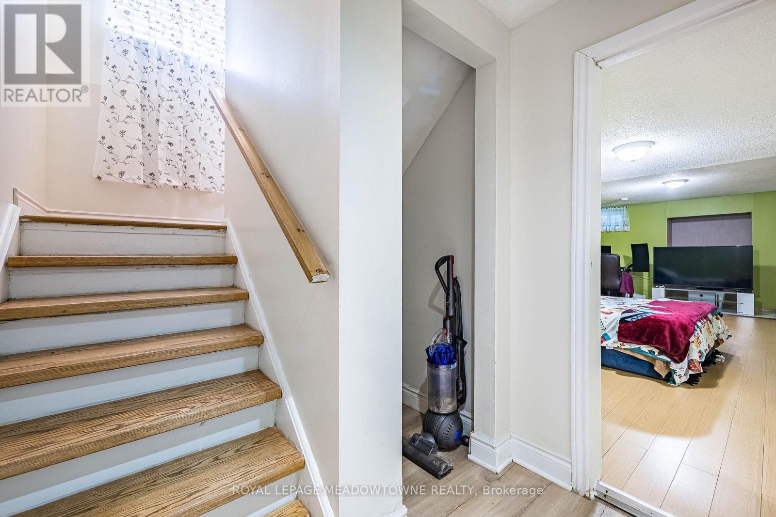 1157 KOS BOULEVARD - 36