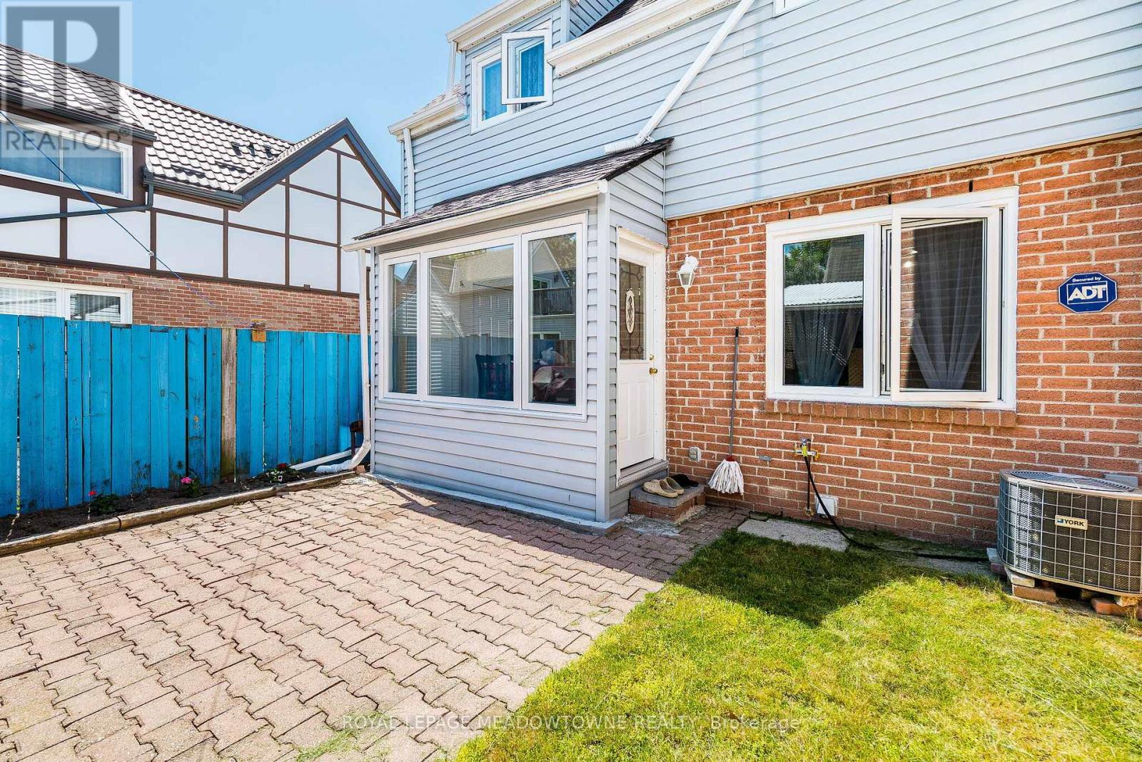 1157 KOS BOULEVARD - 47
