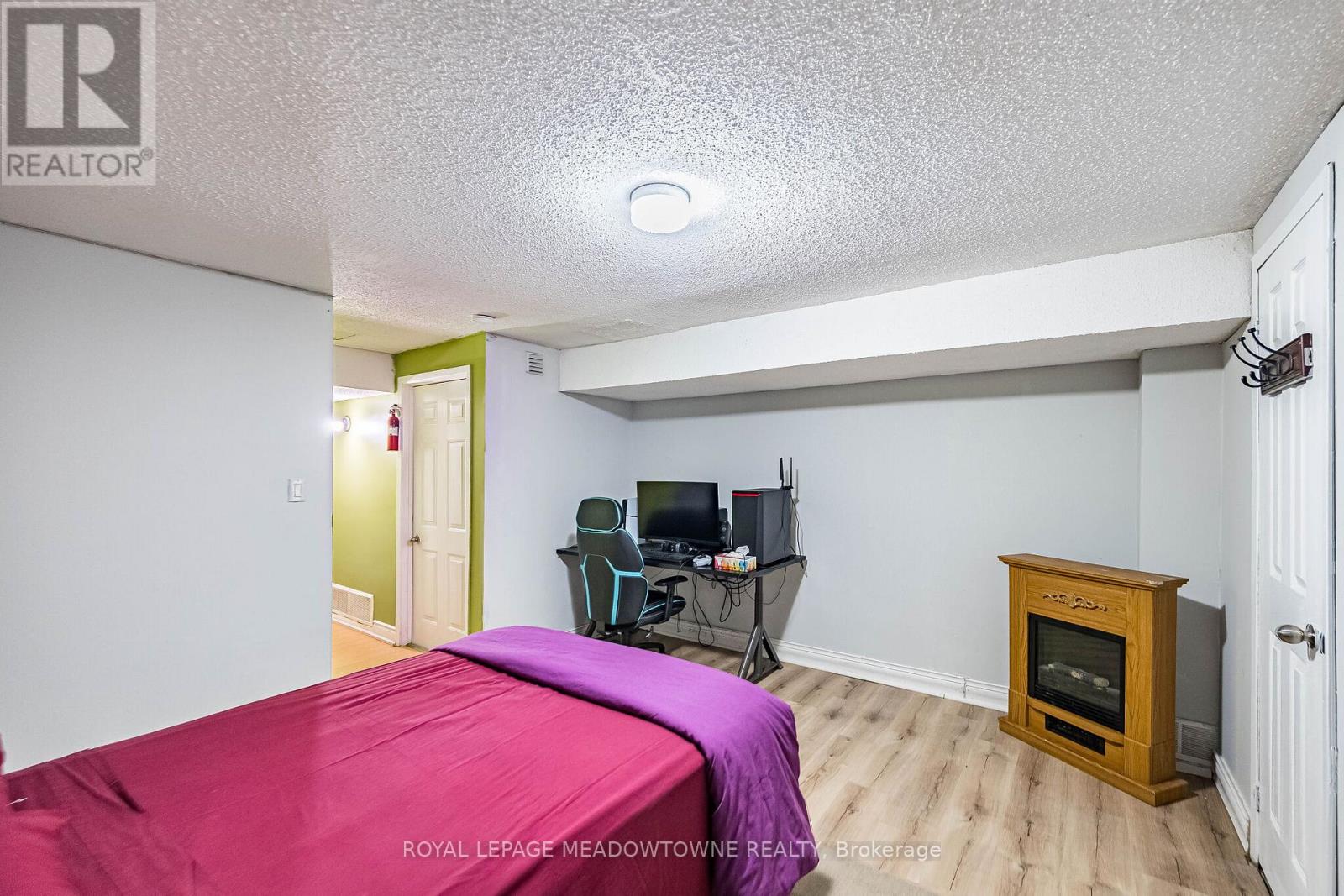 1157 KOS BOULEVARD - 40