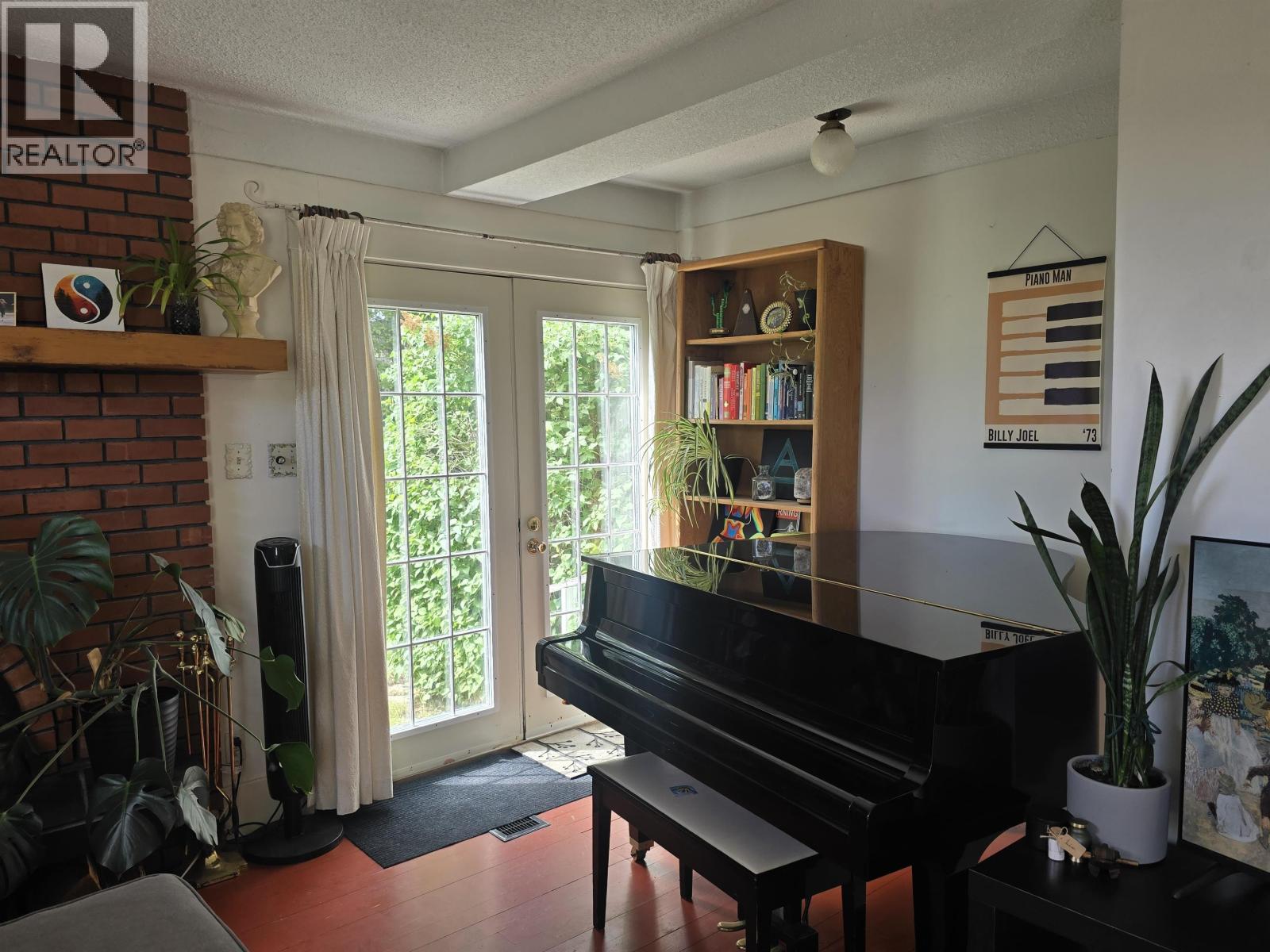 387 BOWRON AVENUE - 18