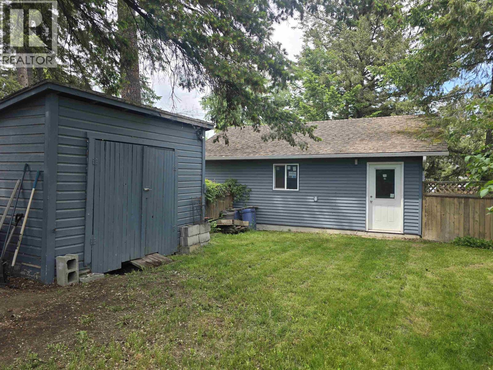 387 BOWRON AVENUE - 33