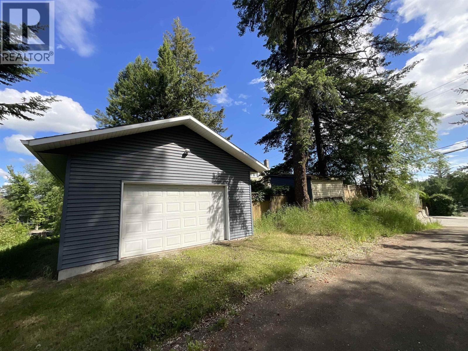 387 BOWRON AVENUE - 34