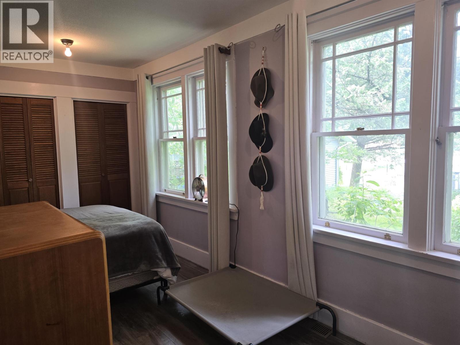 387 BOWRON AVENUE - 21