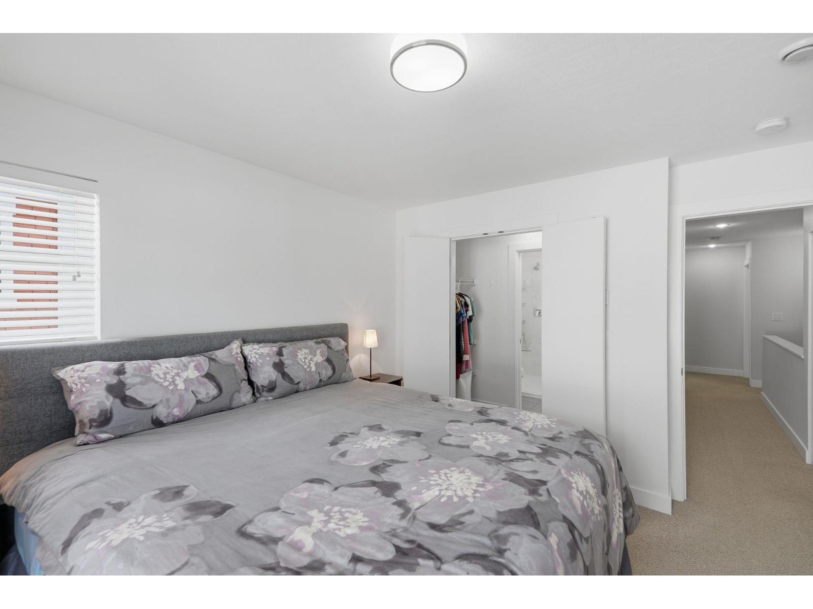 44 27735 ROUNDHOUSE DRIVE, Abbotsford