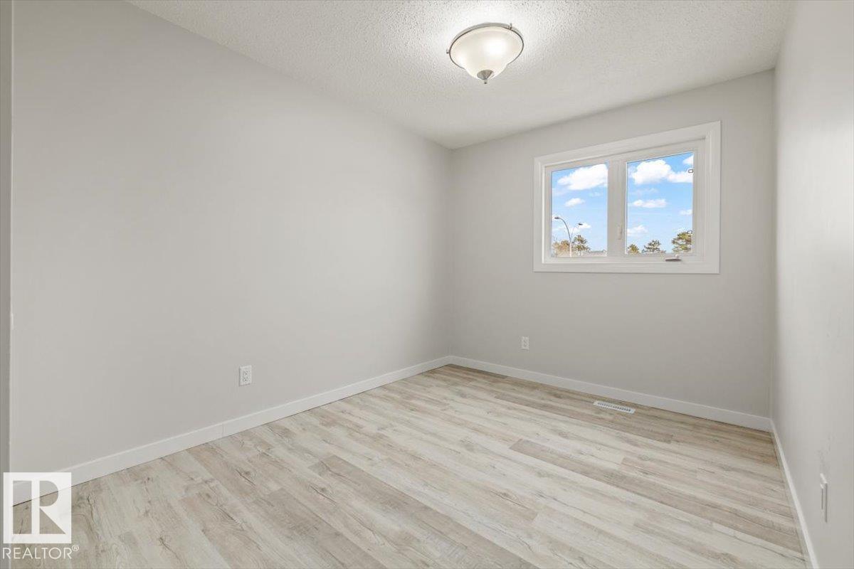 12C CASTLE TC NW - 16