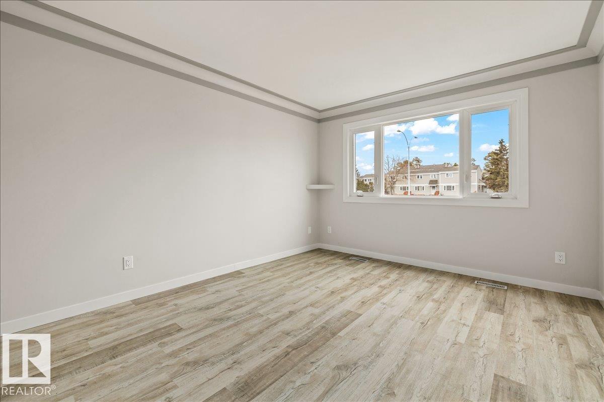 12C CASTLE TC NW - 18