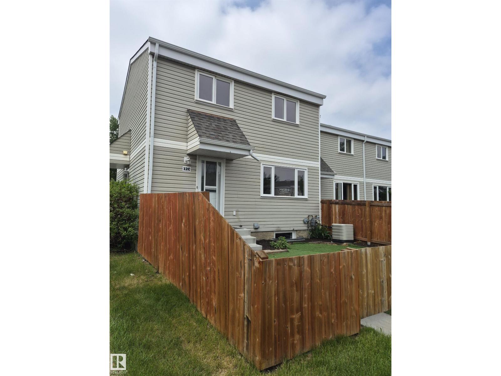 12C CASTLE TC NW - 33
