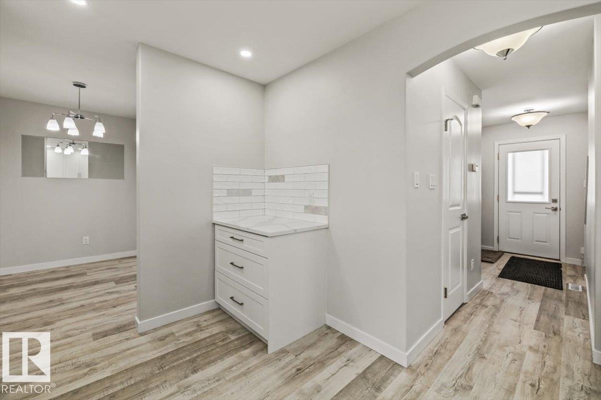 12C CASTLE TC NW - 5