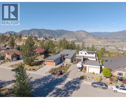 2922 Partridge Drive, Penticton, BC V2A9E7 Photo 10