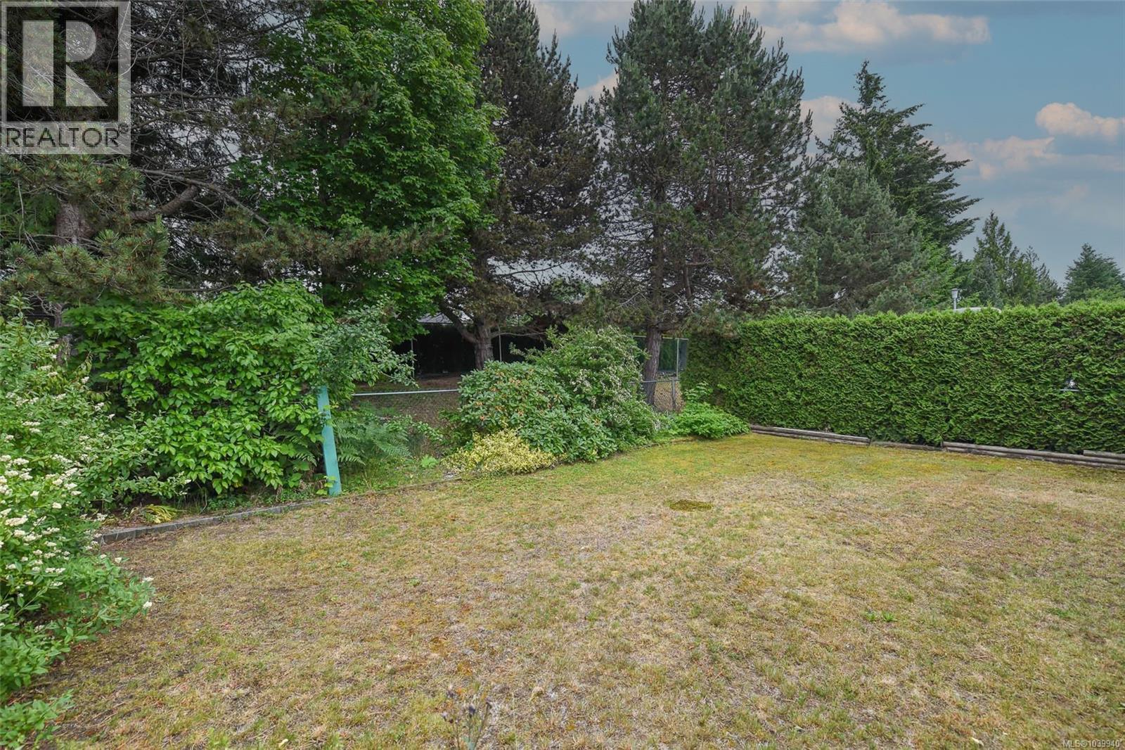 #79 4714 Muir Rd - 27