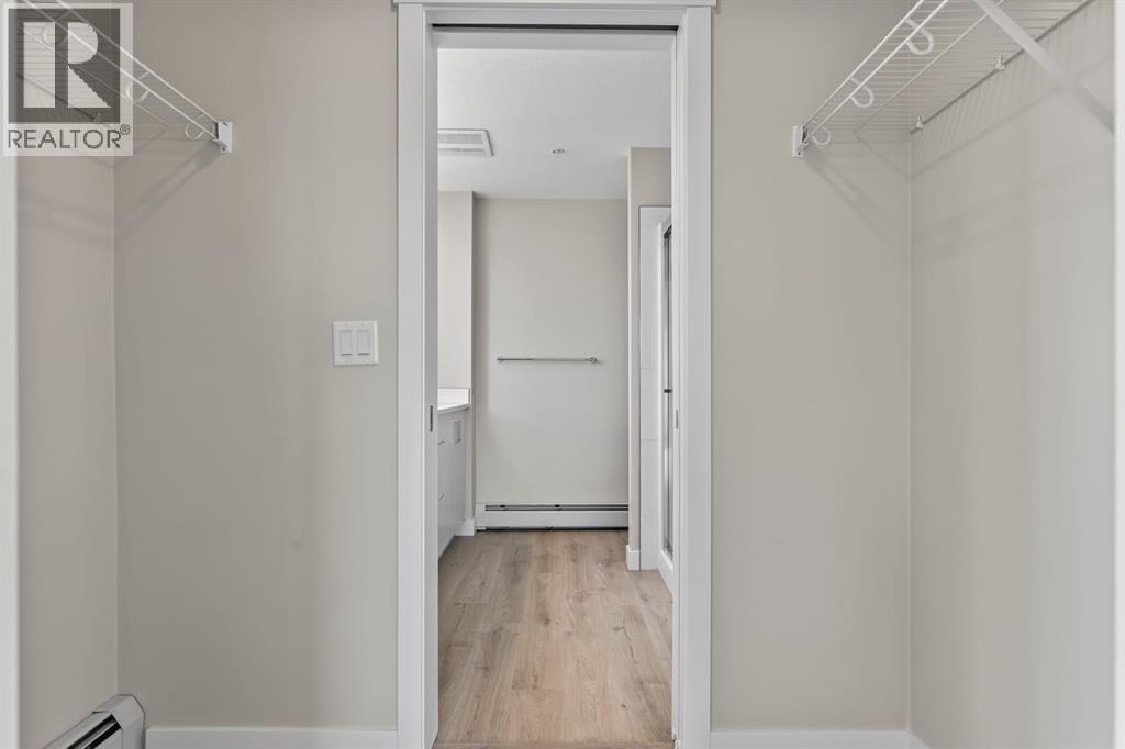#410 660 Shawnee Square SW - 21