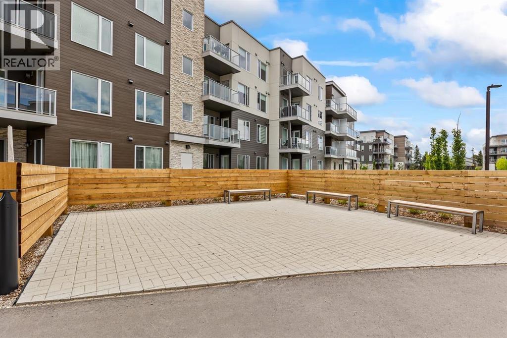 #410 660 Shawnee Square SW - 39