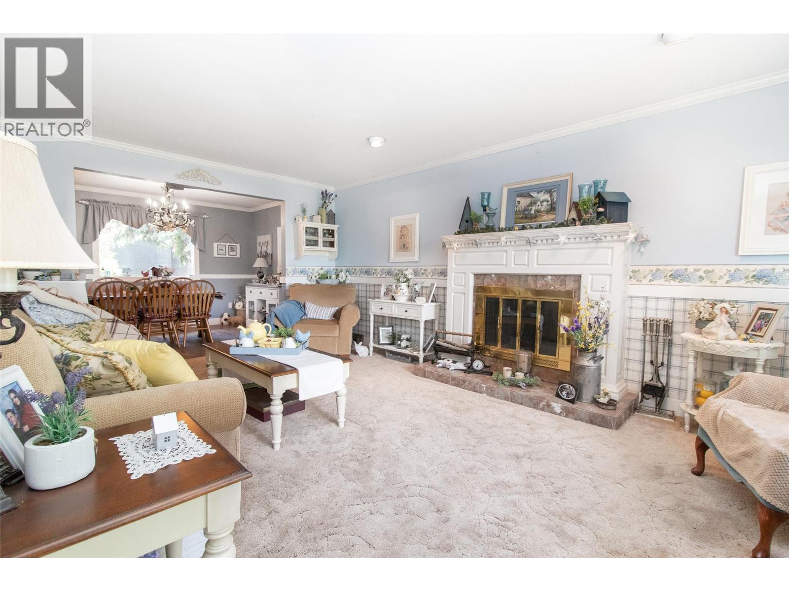 685 Stetson Court - 10