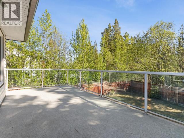 34 THOMPSON ROAD - 12