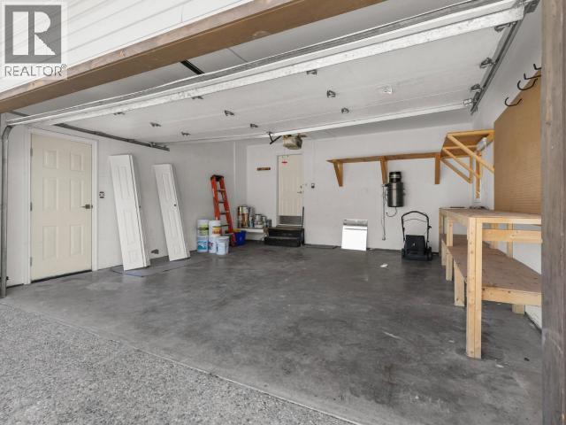 34 THOMPSON ROAD - 23
