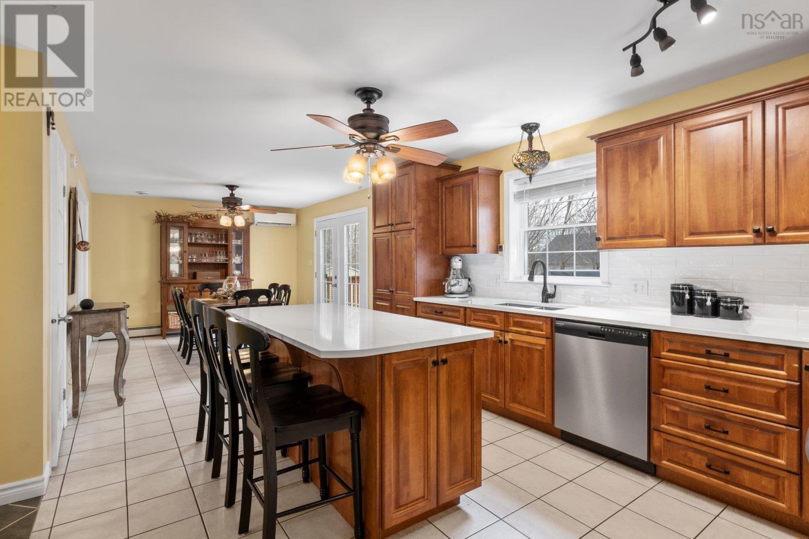 34 Gravenstein Drive - 16