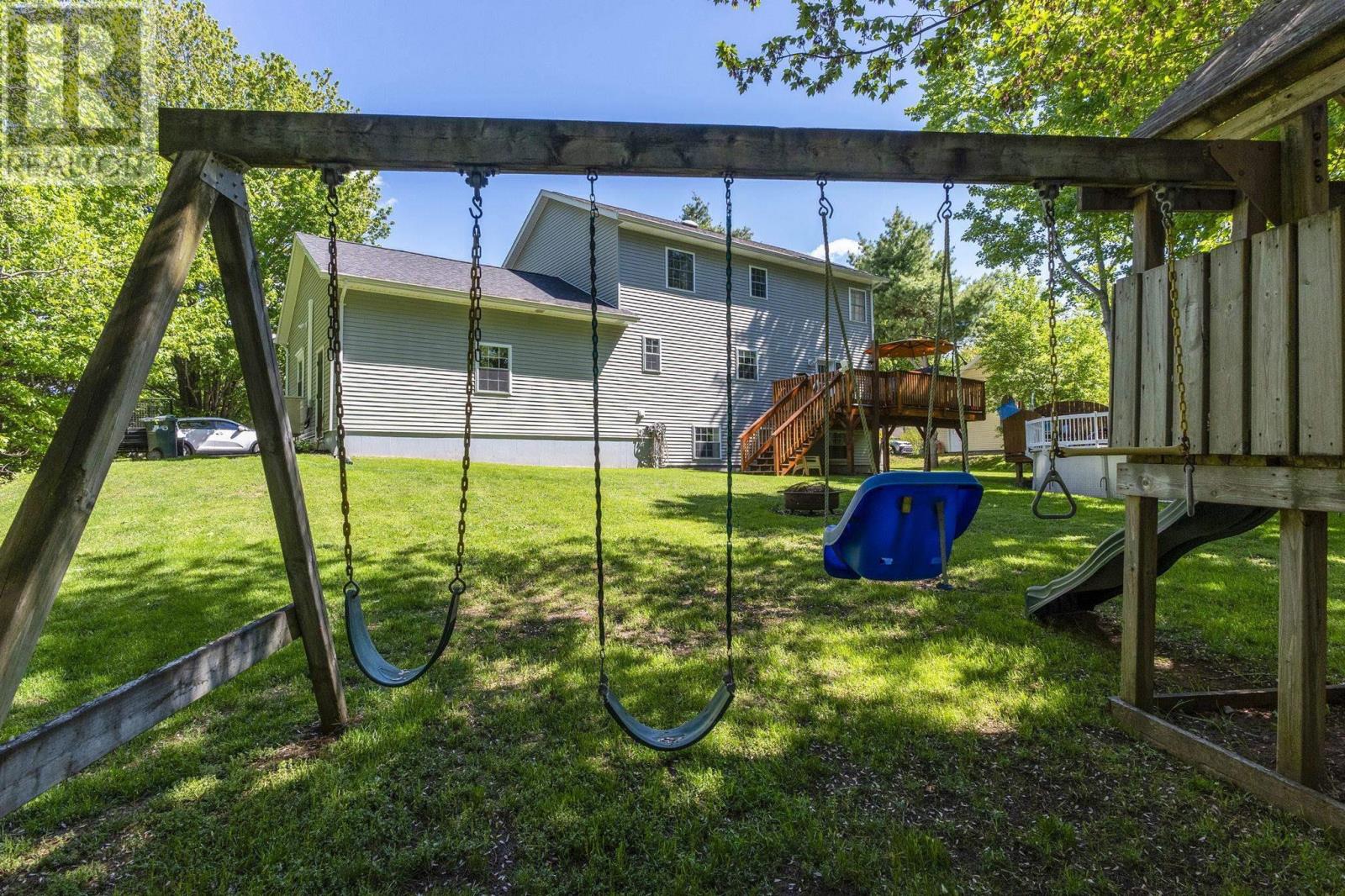 34 Gravenstein Drive - 6