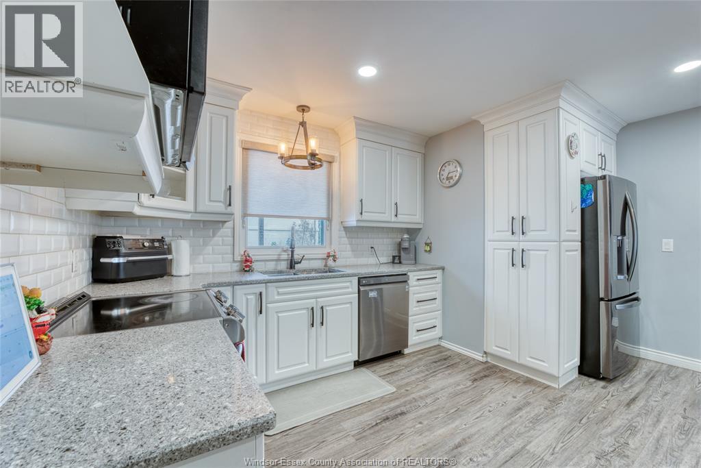 607 REAUME ROAD - 17