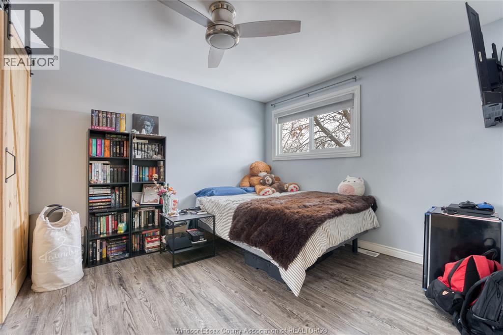 607 REAUME ROAD - 21