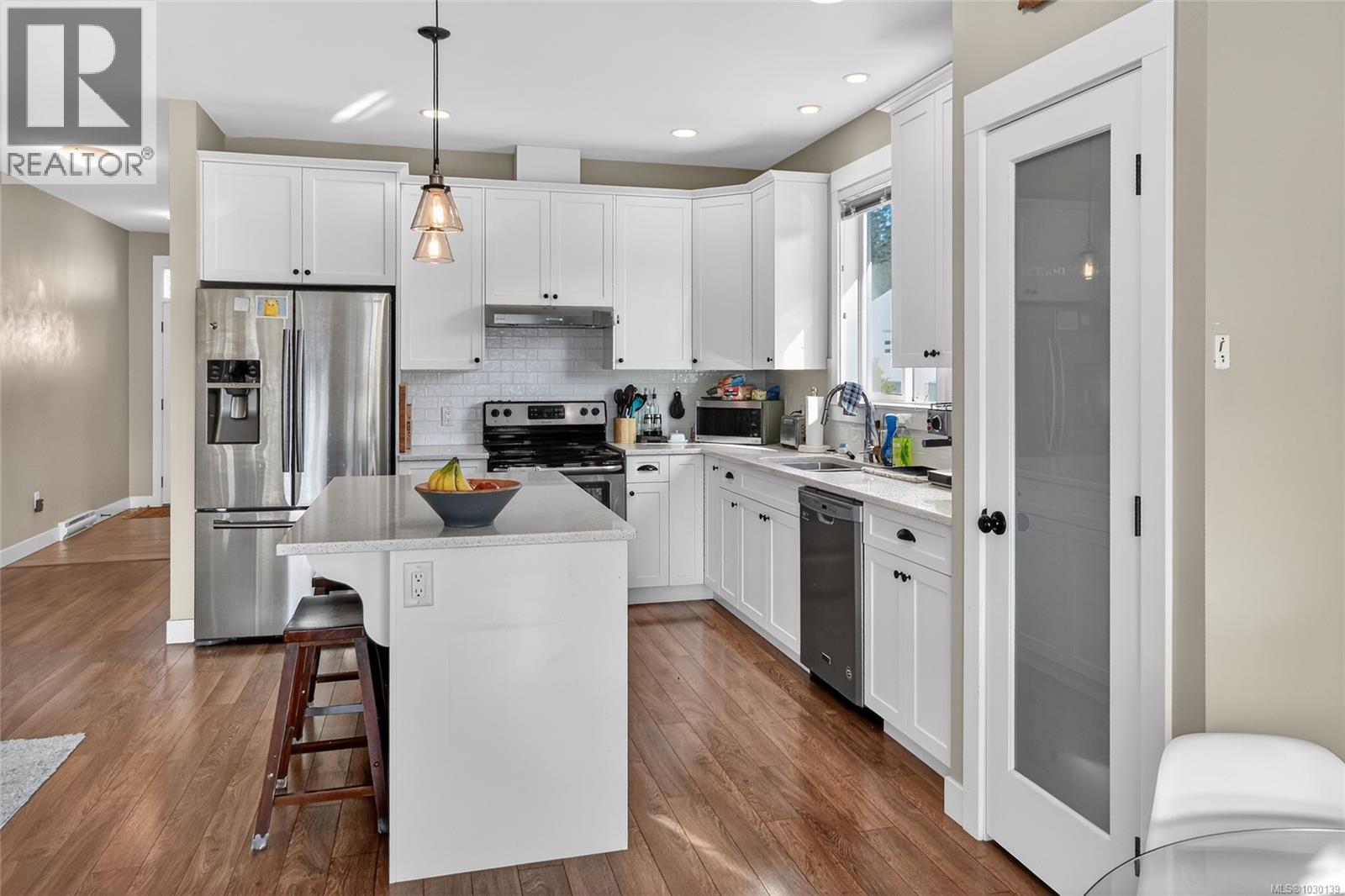 28 Dancer Rd, Nanaimo
