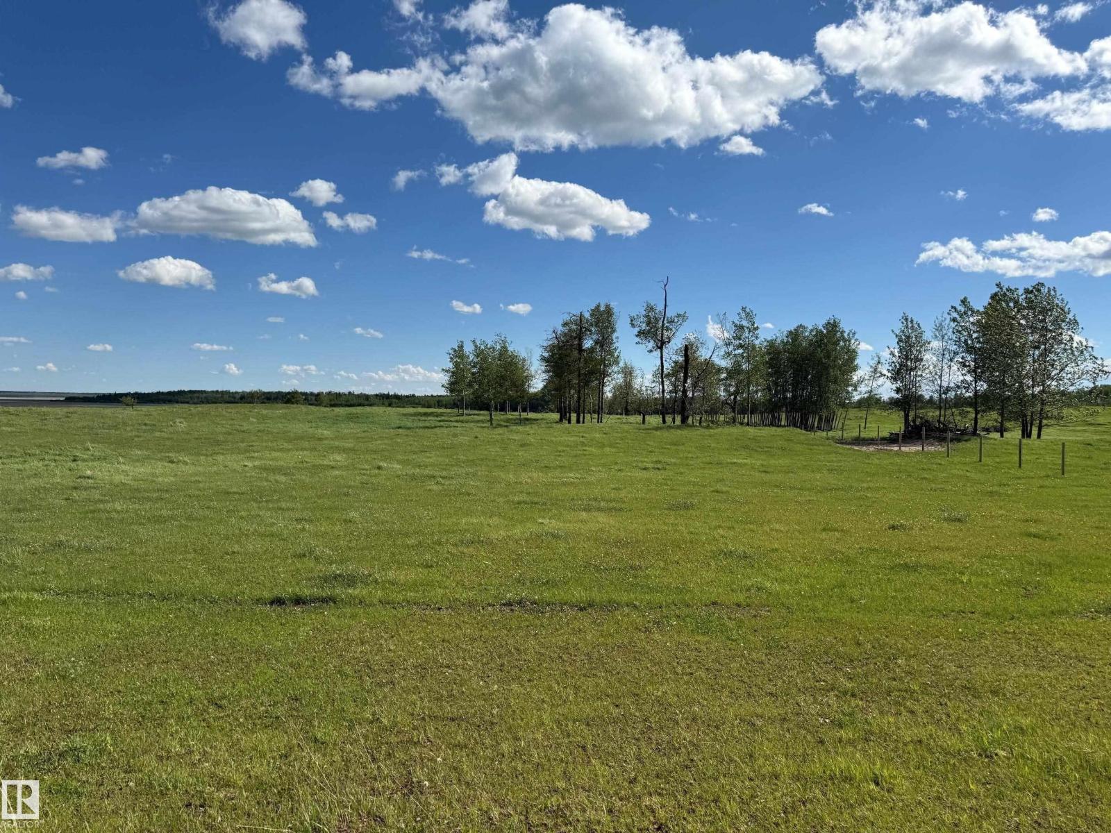 RR 215 & Twp Rd 520 — photo 18