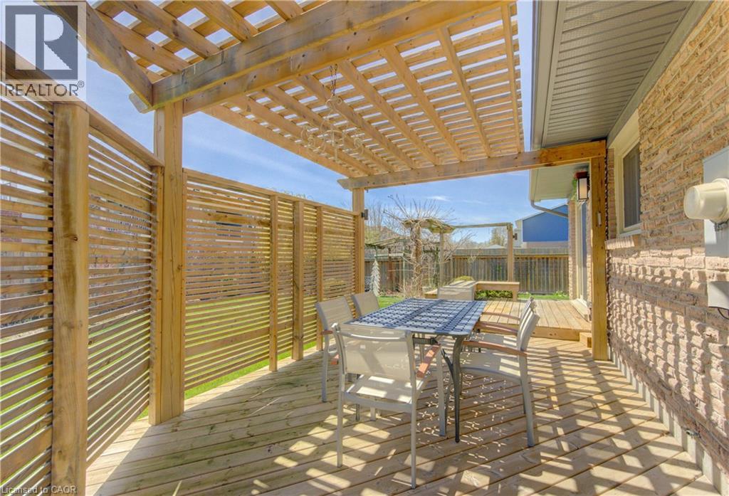 83 MANOR Drive - 45