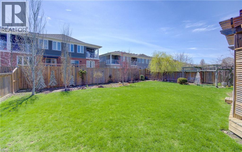 83 MANOR Drive - 37