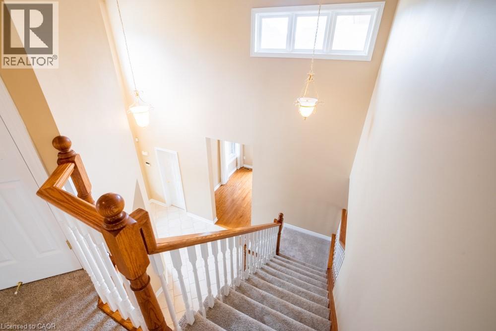 8 SOPHIE Court - 23